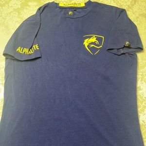 Alphalete wolf shirt og